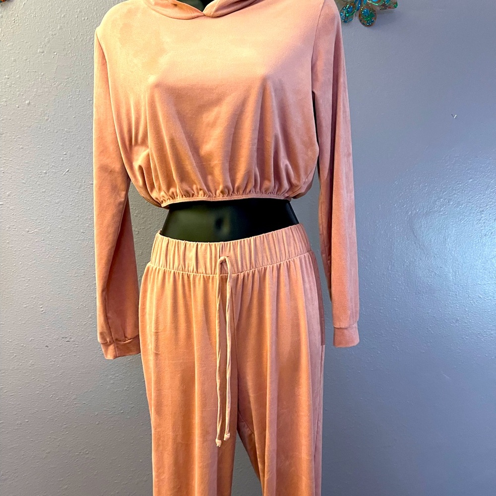 Hot mama styles pink soft two piece, hoodie and pants.